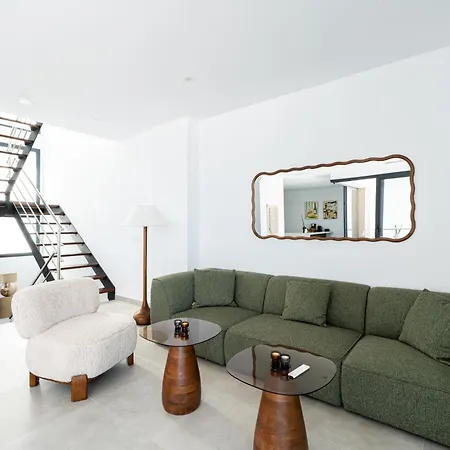 Casa Colina, 네르하