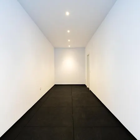 Casa Colina, 네르하